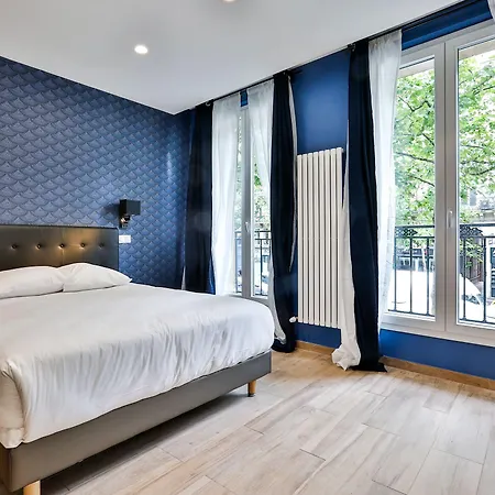 Blue Nights 108 호텔 4*