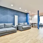Hotell Blue Nights 108